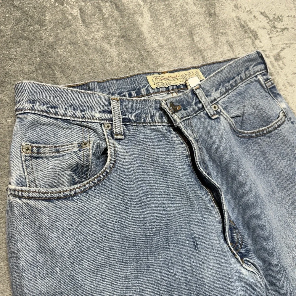 Abercrombie & Fitch Jeans Mens 32x33.5 Made in USA Baggy Straight Distressed 90s